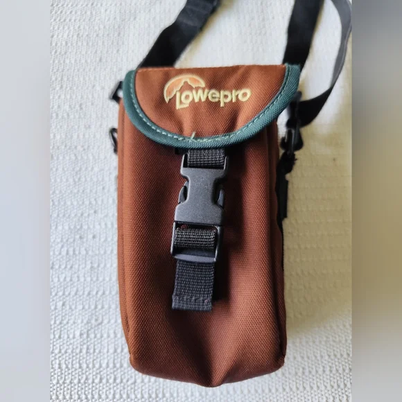 4/$50⭐️LowePro Compact Camera Bag Pouch - Picture 5 of 6